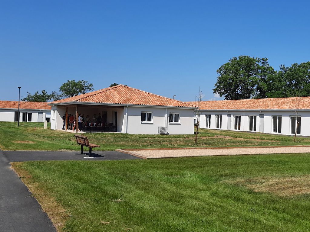 Résidence de services en ossature bois réalisée à Montmorillon (86)