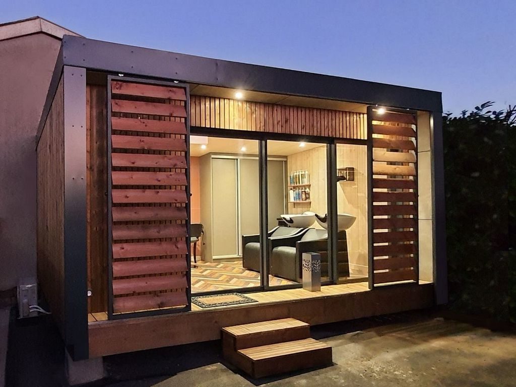 Commerce de proximité en ossature bois réalisé à Golbey (88)