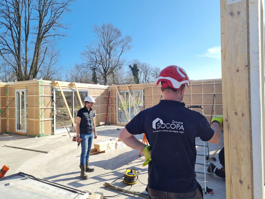 Découvrez le métier de conducteur de travaux en maisons individuelles