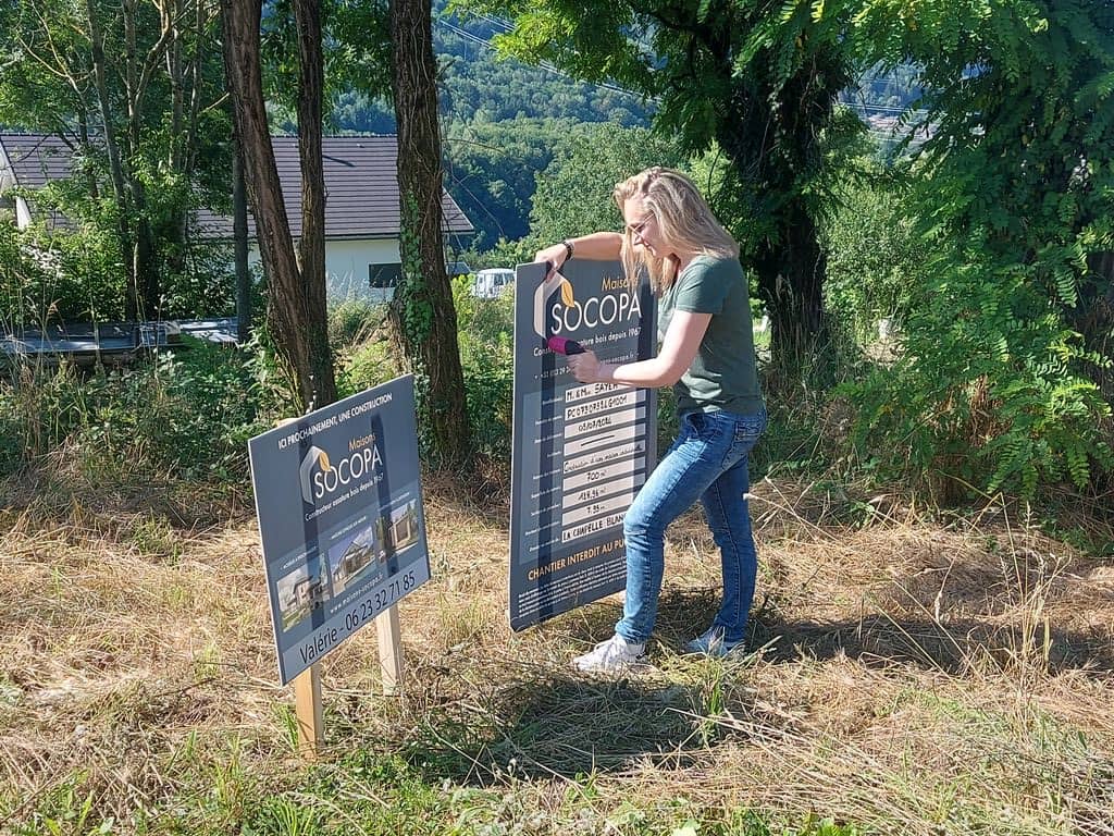 Découvrez le métier de Responsable commerciale maisons individuelles