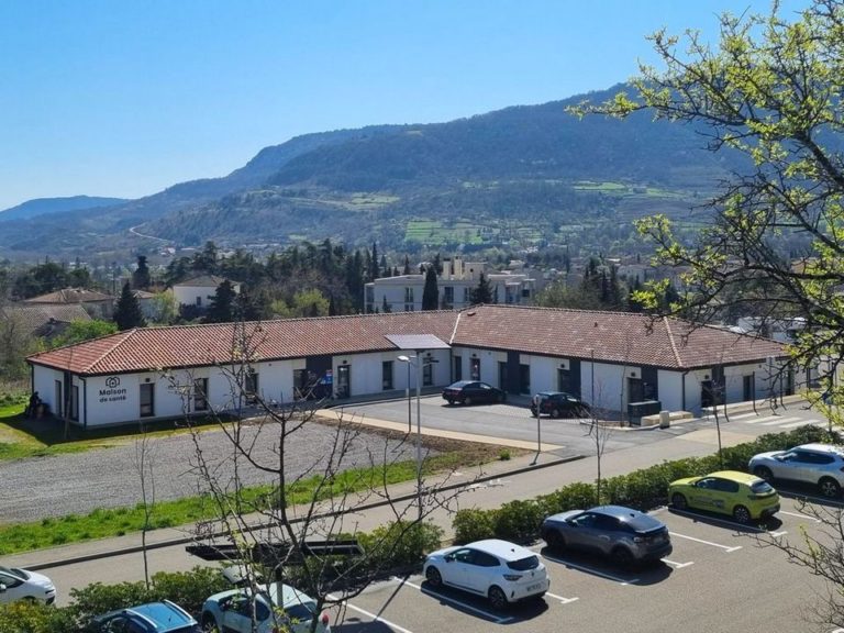 Réception de la maison de santé en cours à Privas (07)